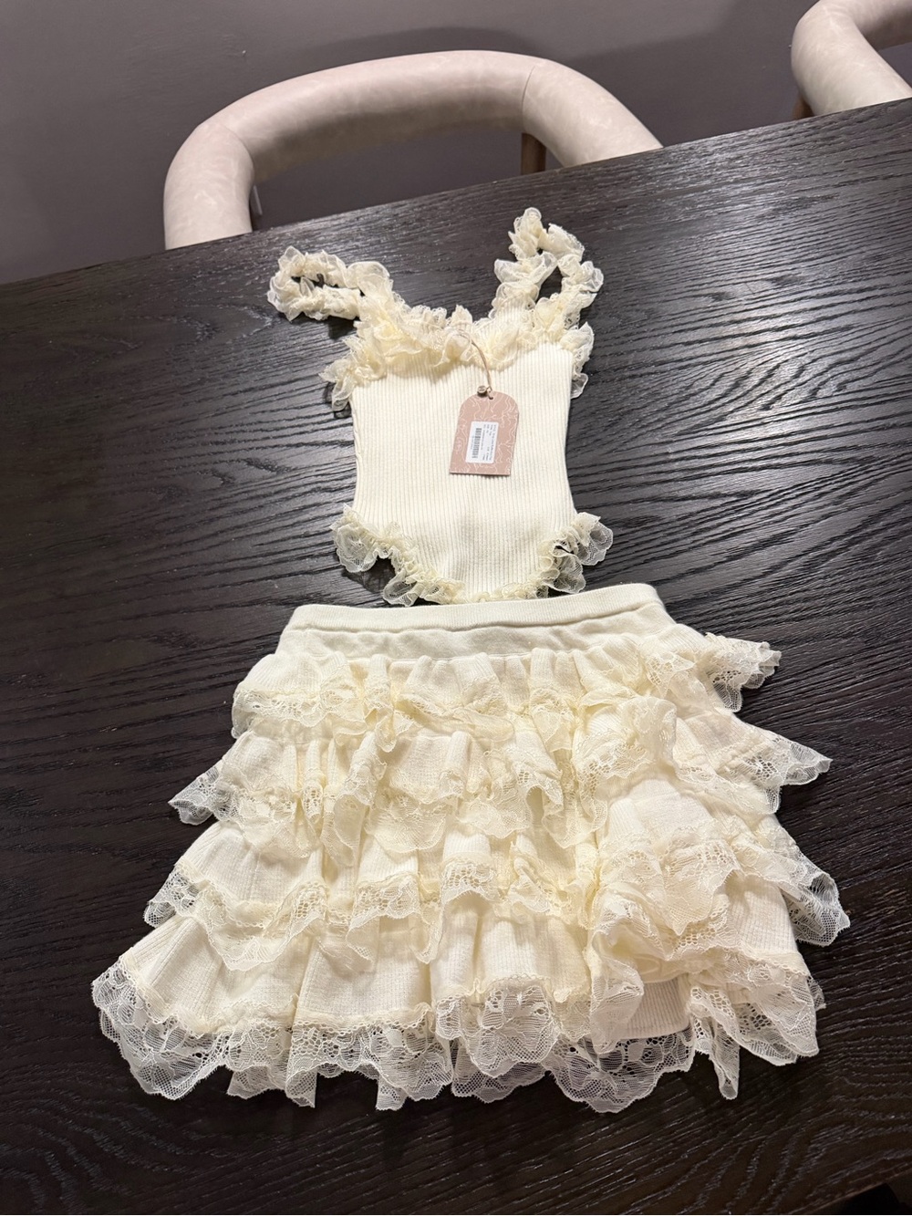 NWT MESHKI Shay Lace Ruffle Top & Margaret Mini Skort Set Cream